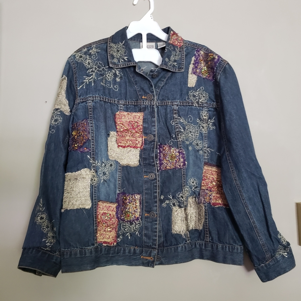 Chicos Metallic Embroidered Beaded Denim Jacket Size 0